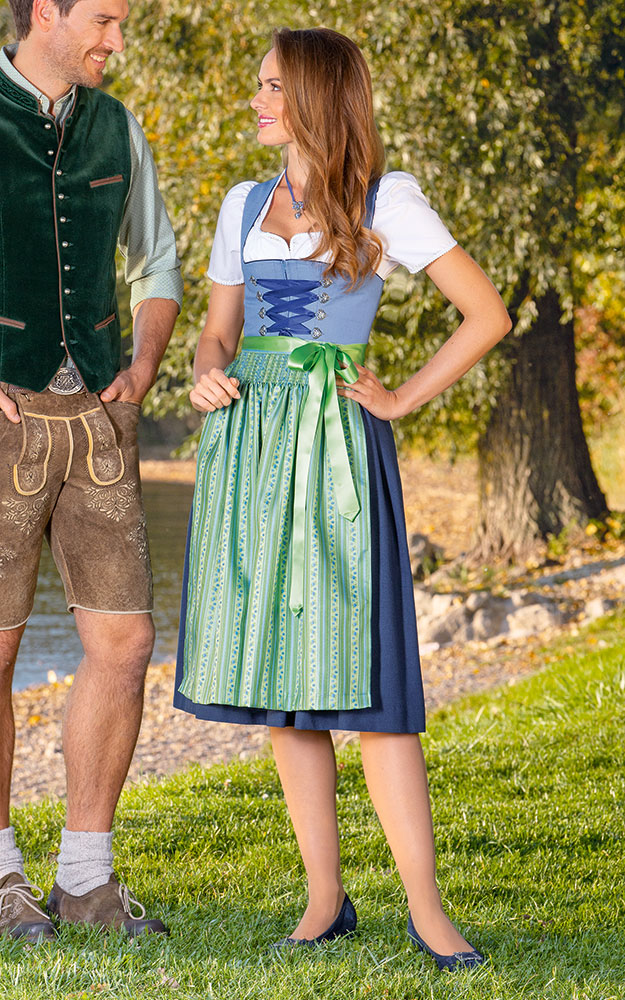 Blusendirndl Almtal, mit Schürze