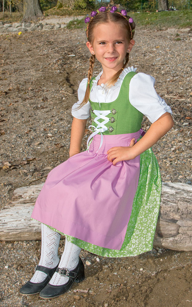 Kinderdirndl Heidi, mit Schürze