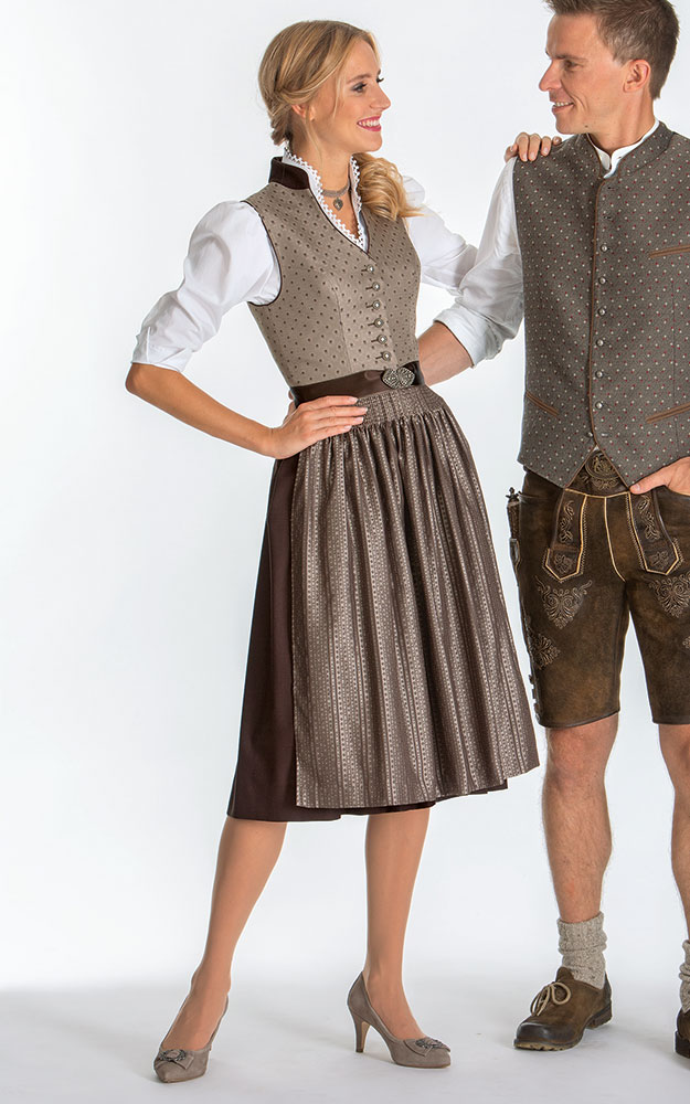 Blusendirndl Feldbach, mit Schürze